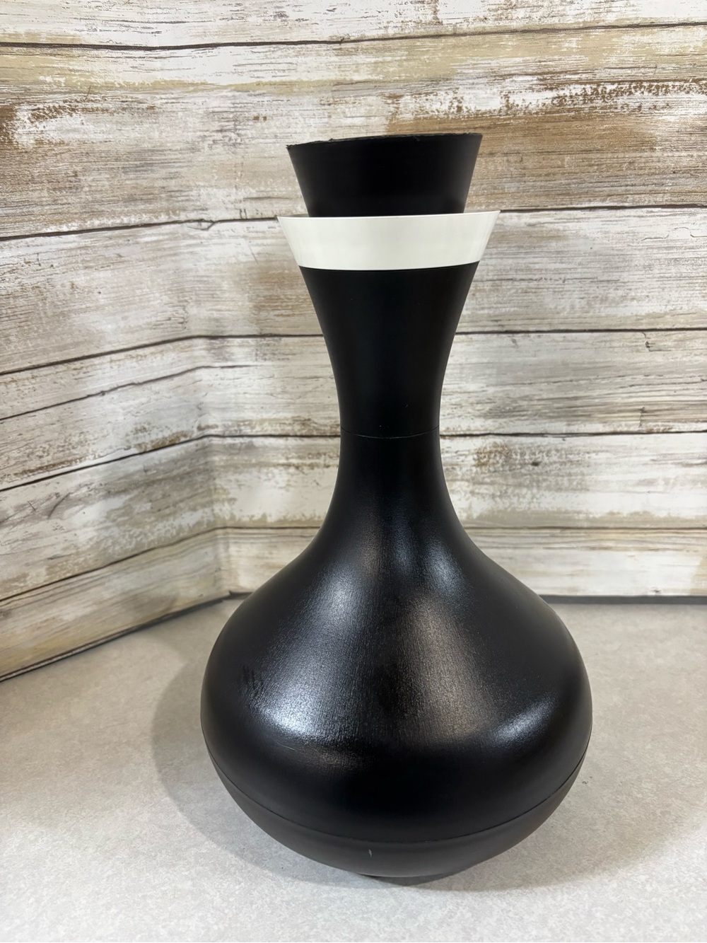 Vintage David Douglas ThermWare Geni bottle